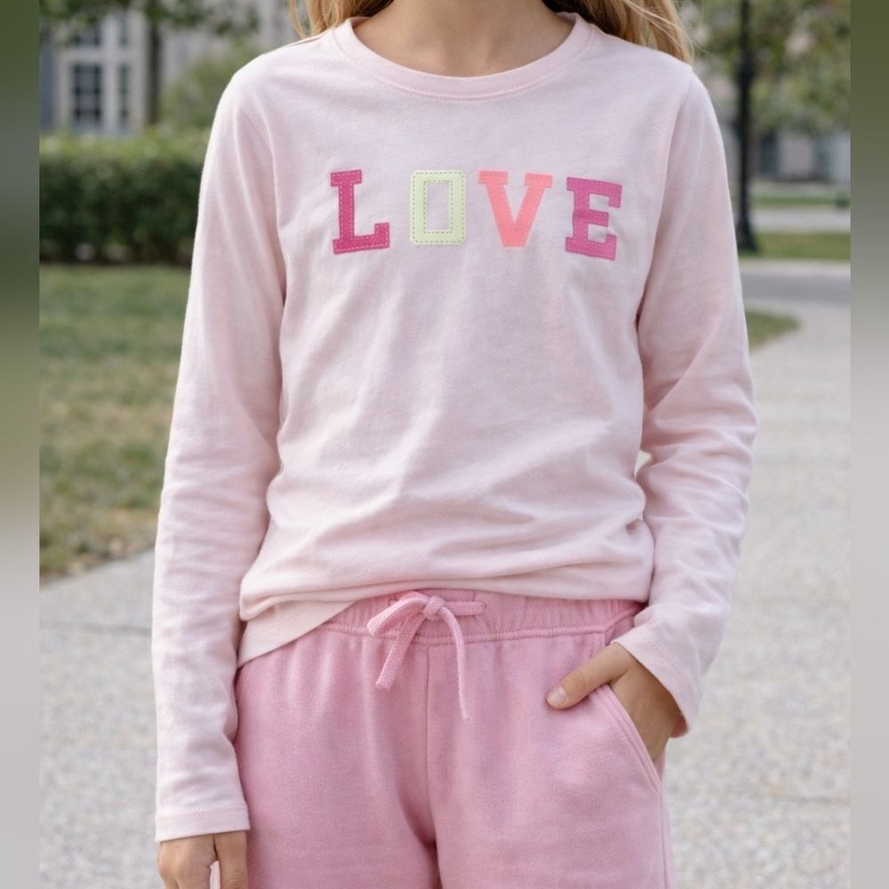 Pink "LOVE" Graphic Tee L 10/12 Soft Girl Casual Tween L/S Cute Pastel
